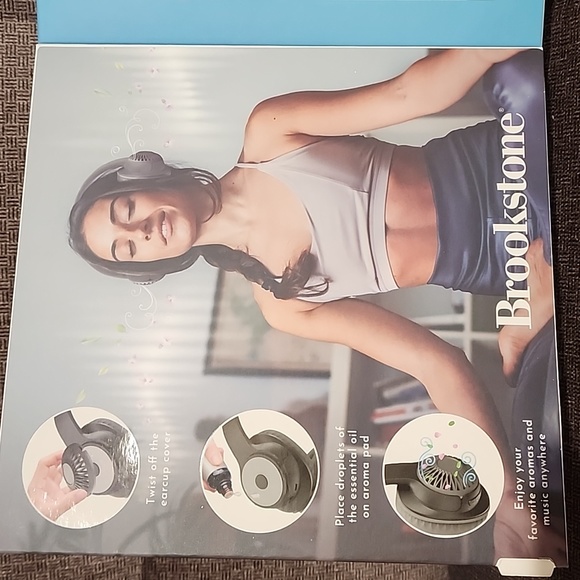 BROOKSTONE wireless bluetooth headphones USB built in microphone mic with aroma - Picture 3 of 6